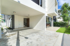Villa Andy with pool and 800 m away from beach
